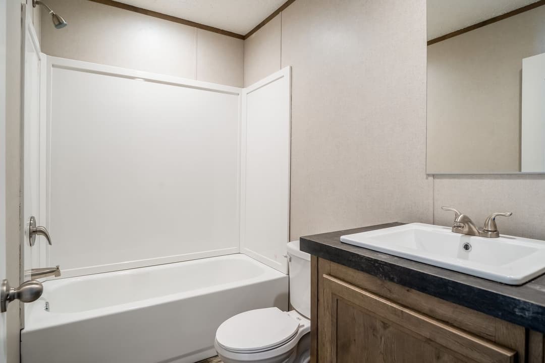 The breeze bathroom home features