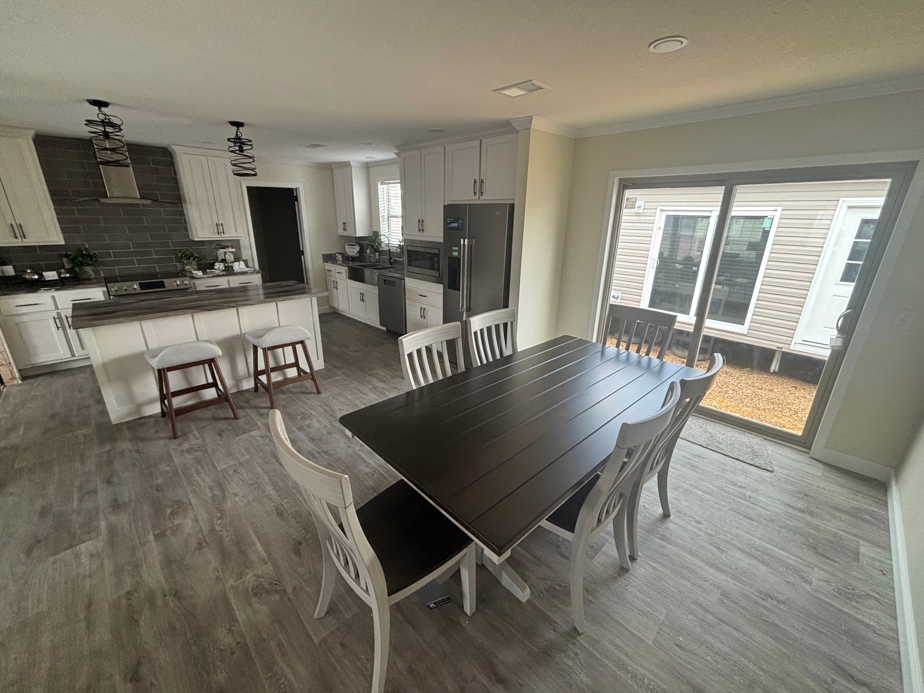 Sunshine dudley kitchen home features