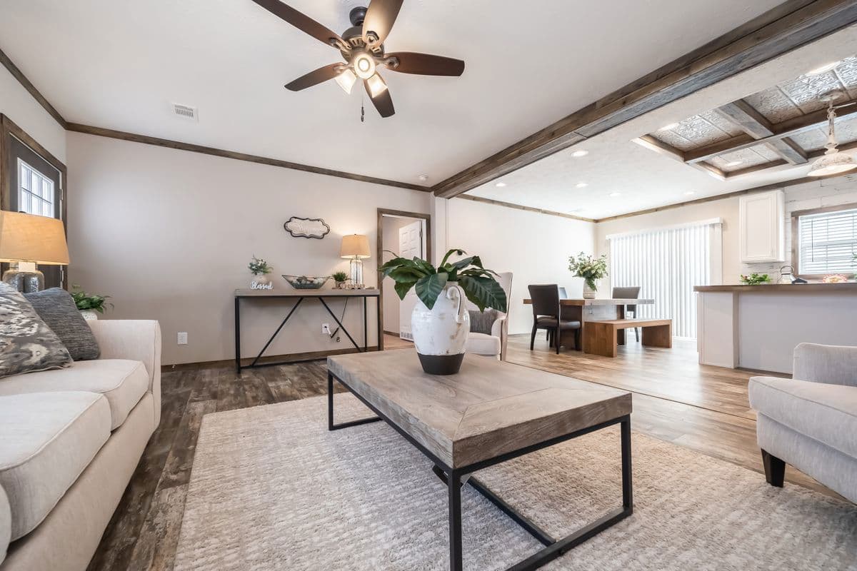 Tyra interior home features