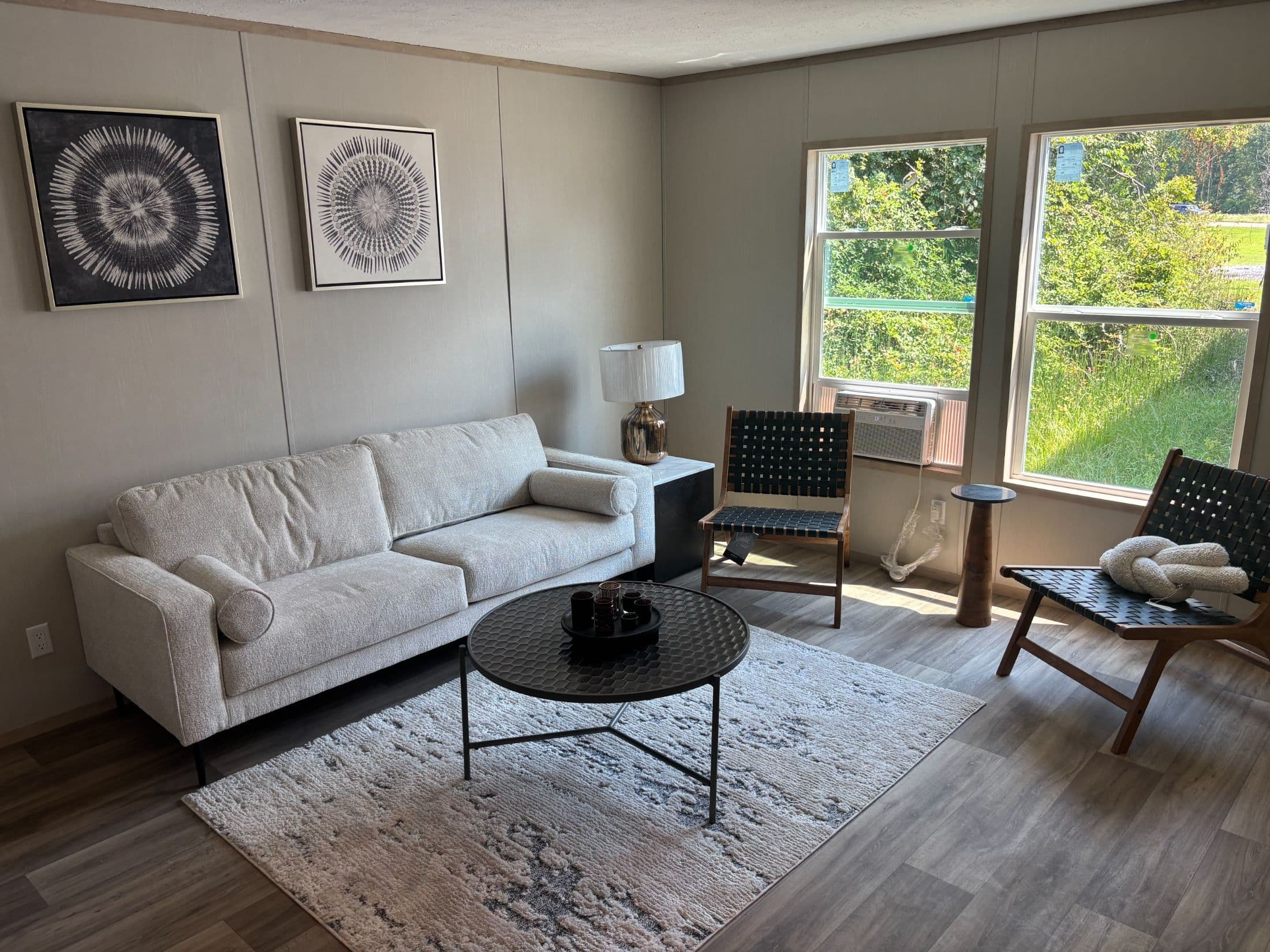 Crockett interior home features