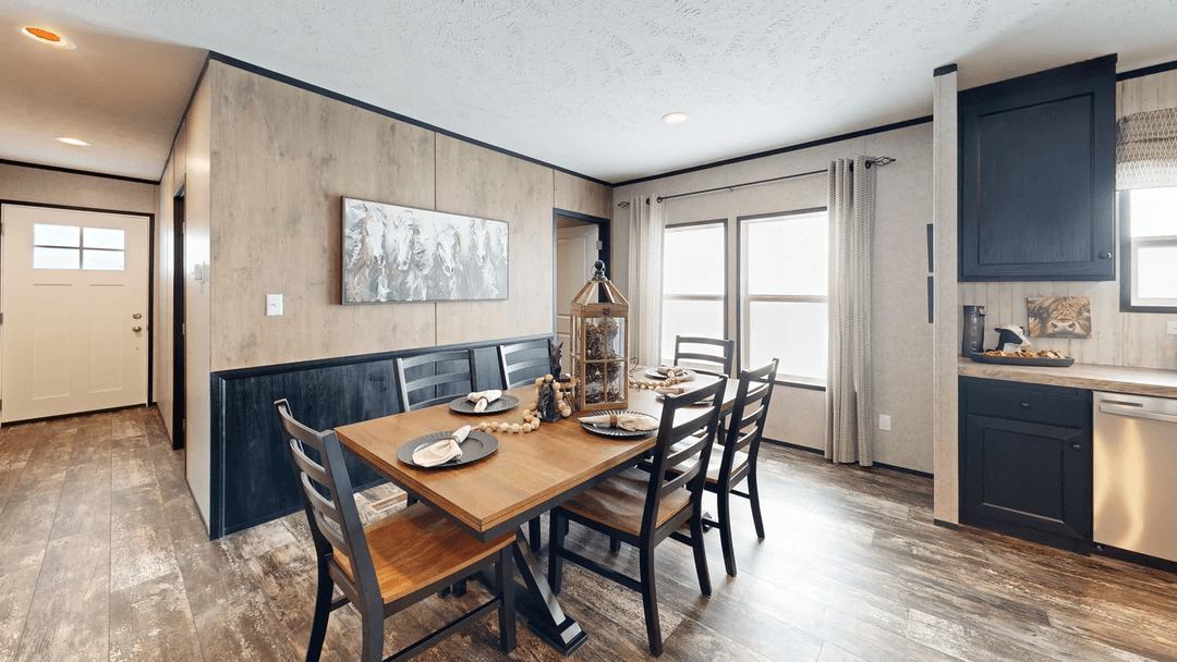 Tributary (biloxi) interior home features