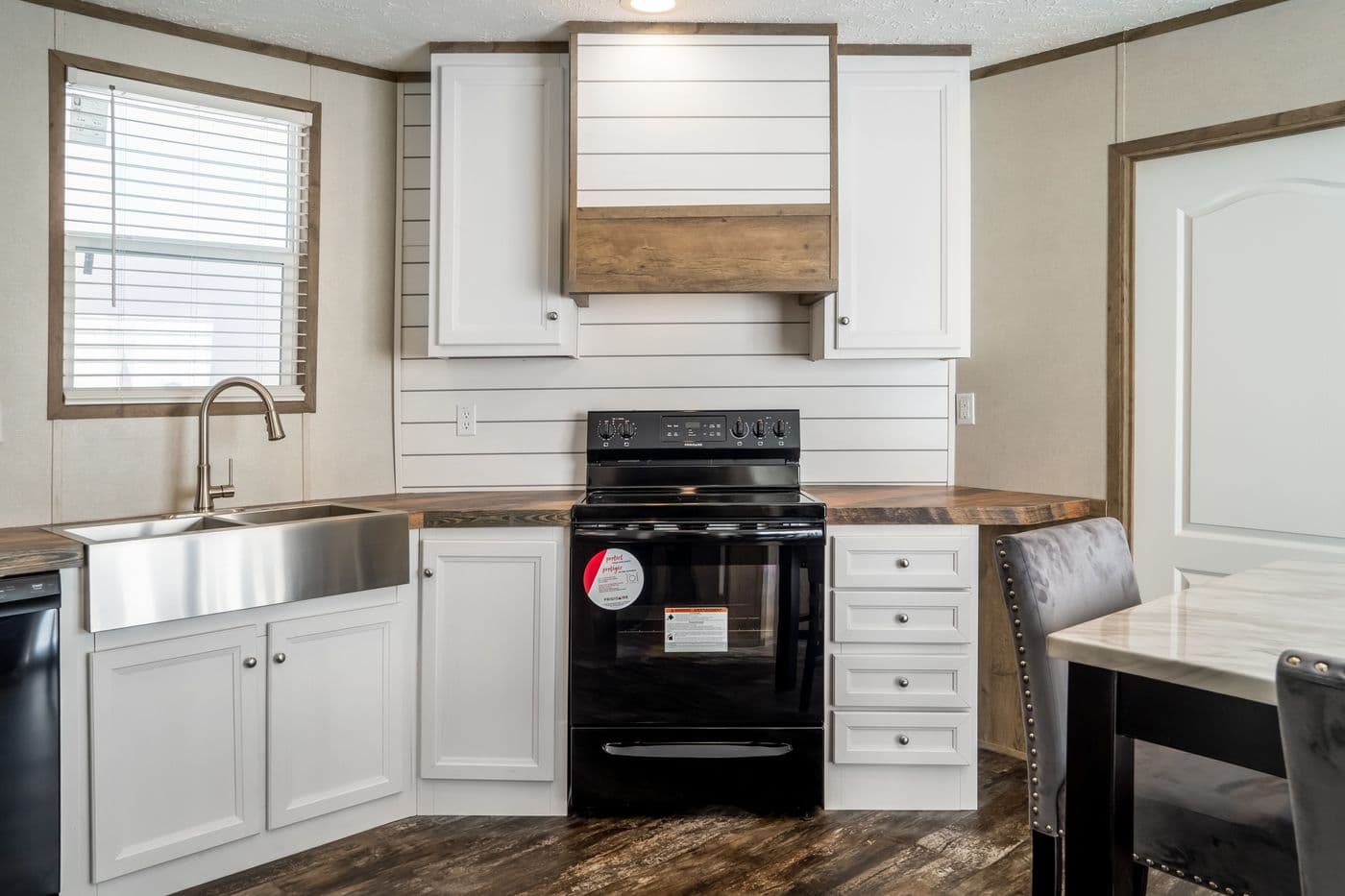 Anniversary entertainer kitchen home features