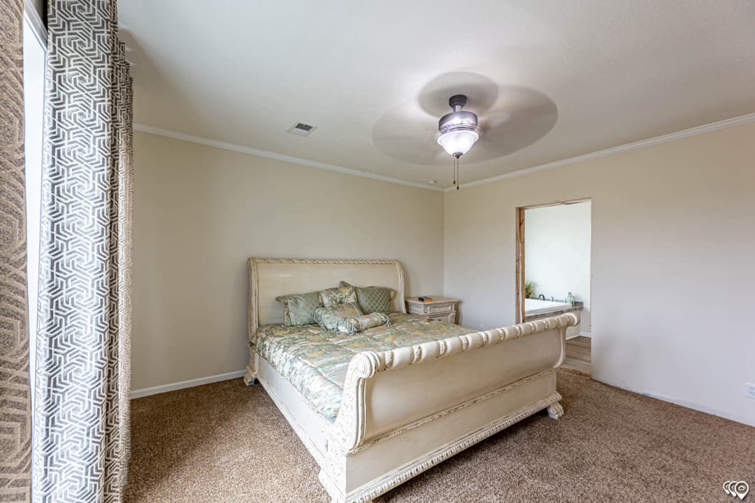 Acadia bedroom home features