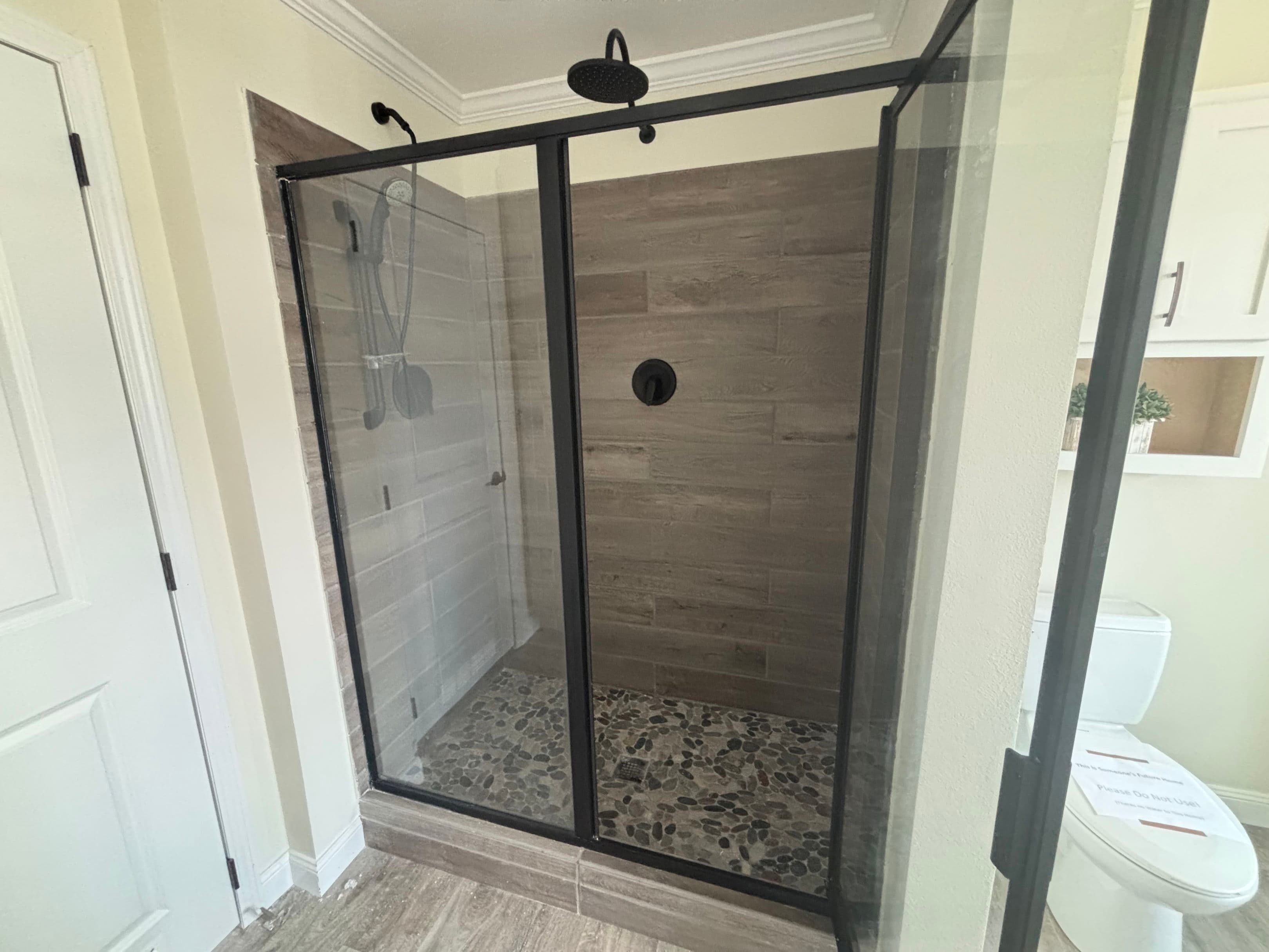 Sunshine dudley bathroom home features