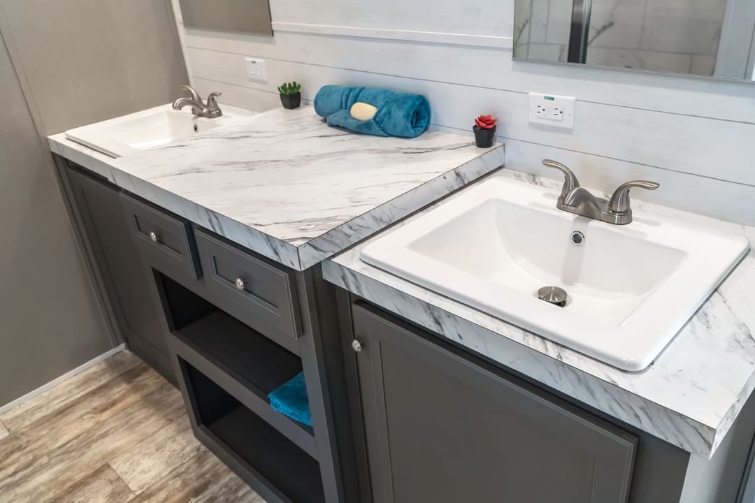 Major bathroom home features