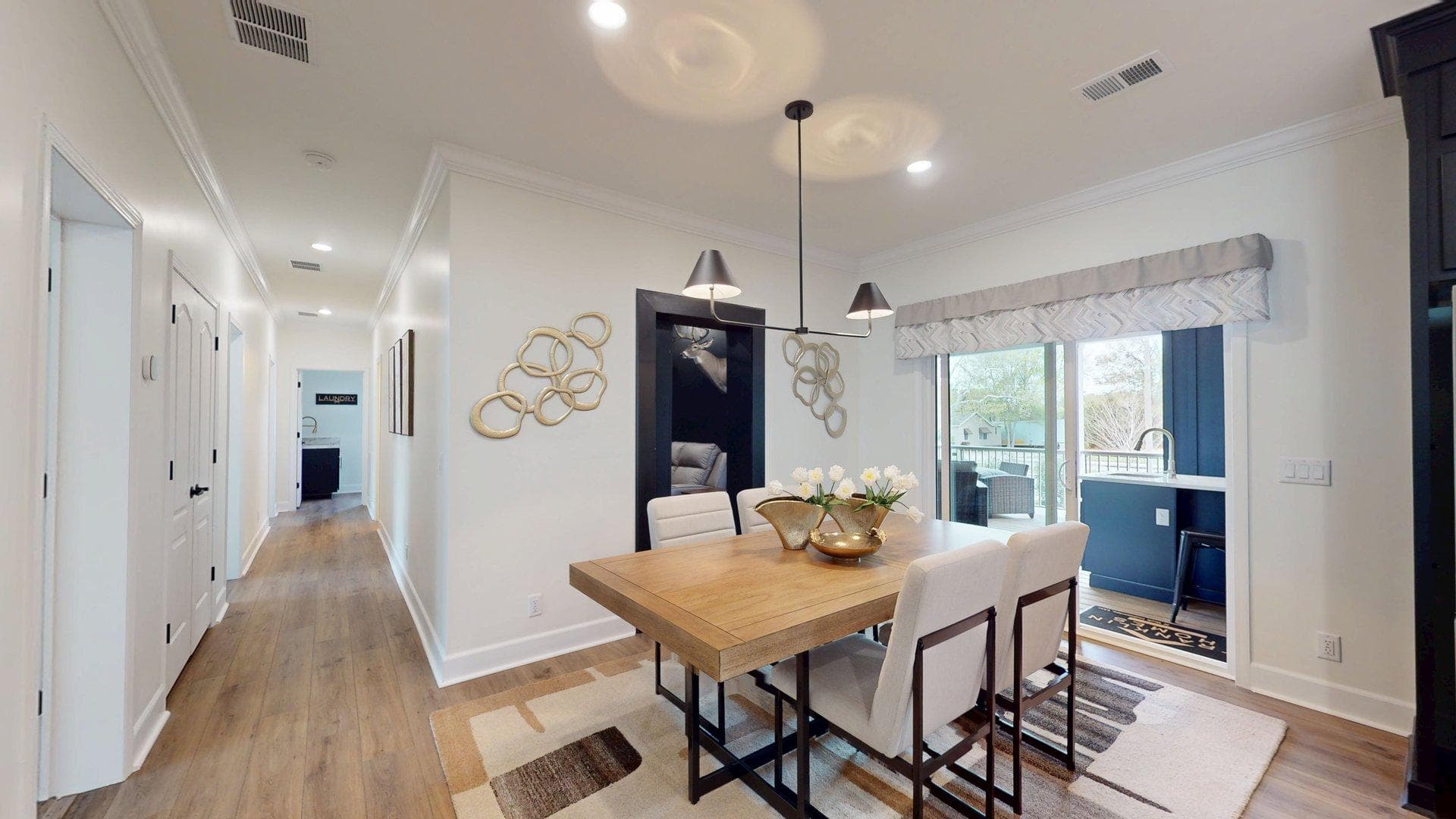 The tollison creek (biloxi) interior home features