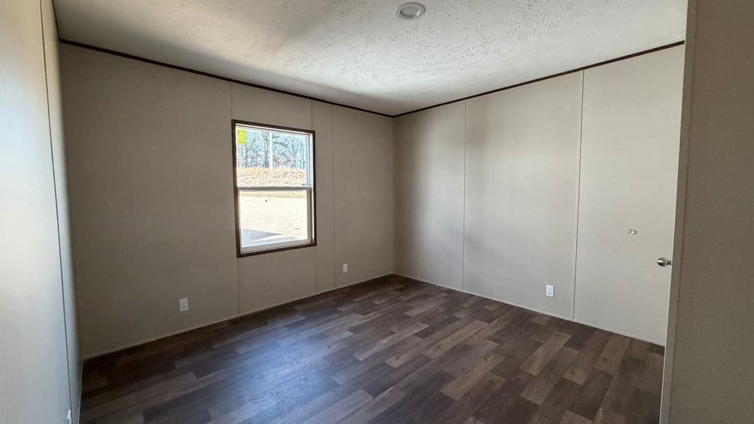 Redwood bedroom home features