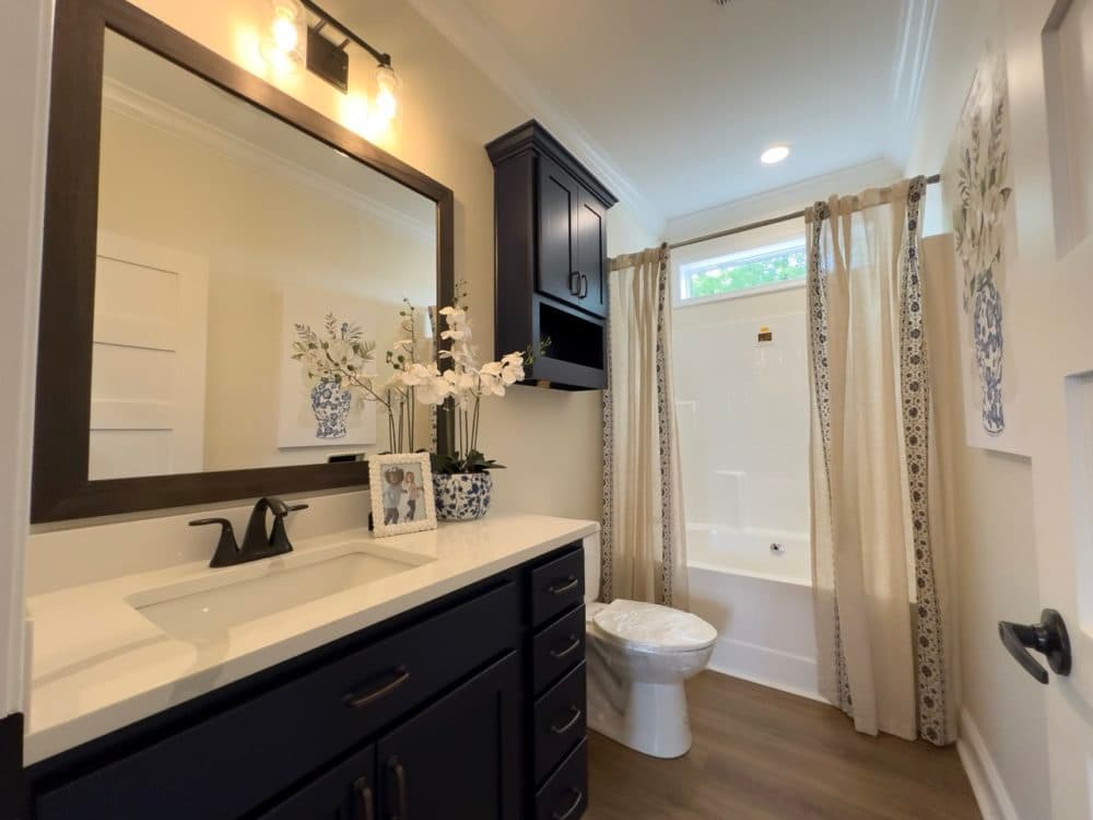 The riverwalk bathroom home features