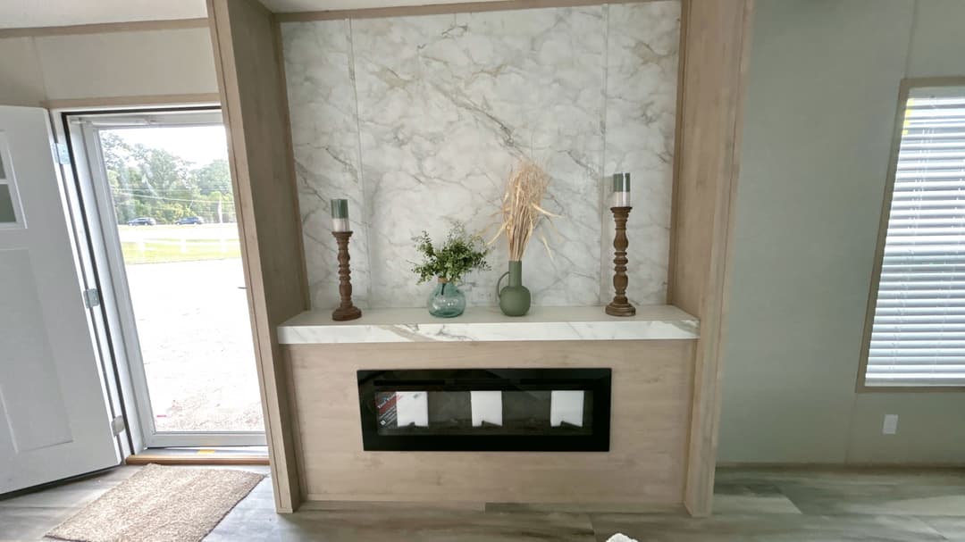 Jewel interior home features