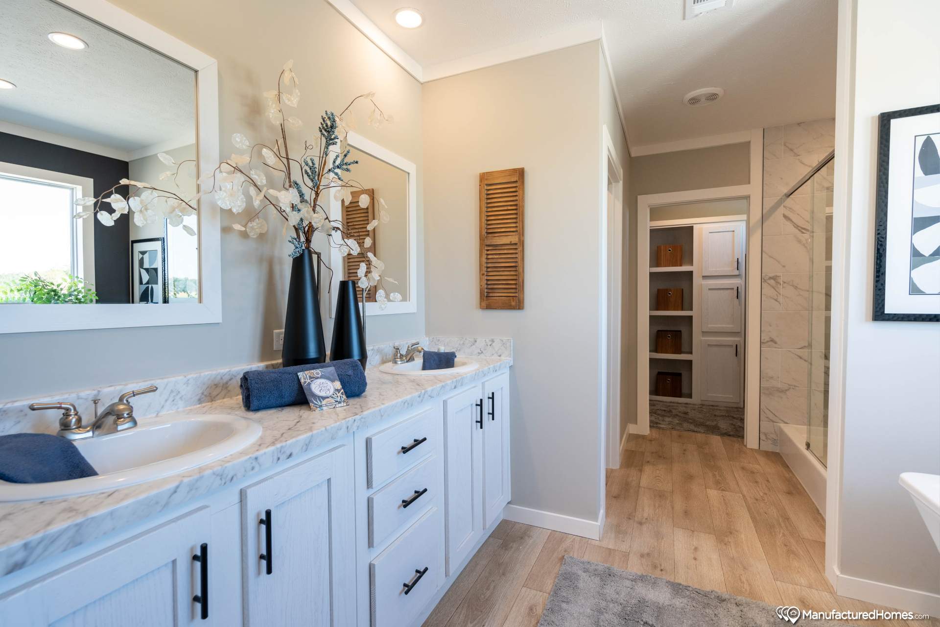 Shades creek bathroom home features