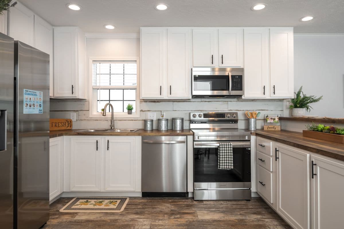 The mercer kitchen home features