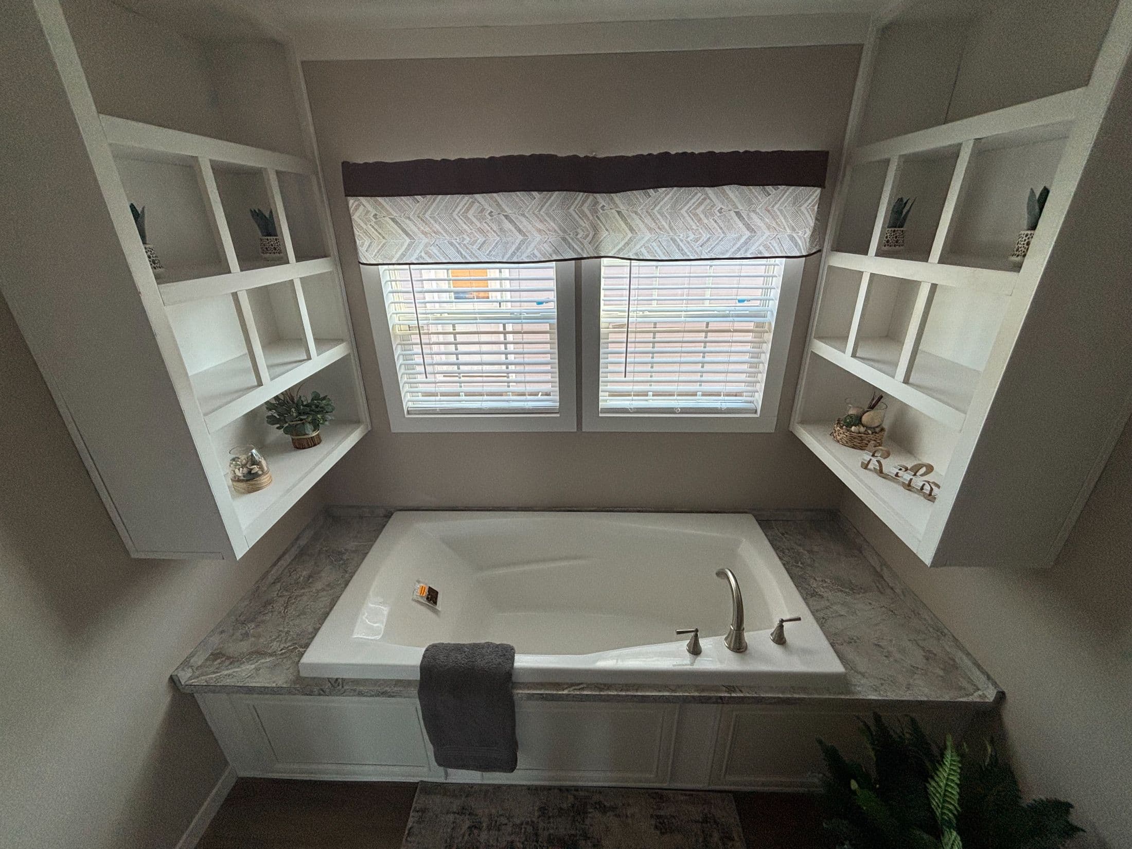 The jefferson bathroom home features