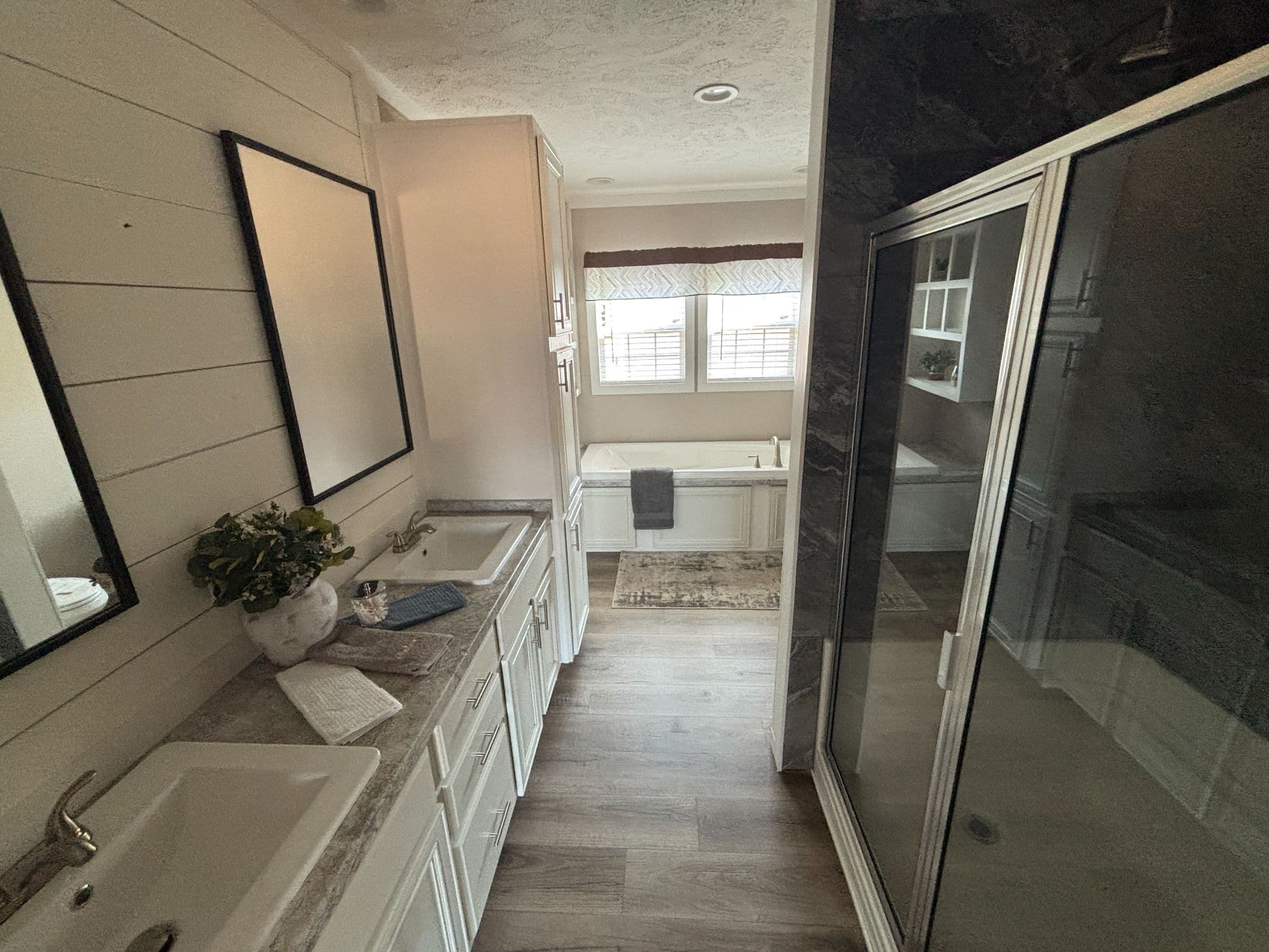 The jefferson bathroom home features