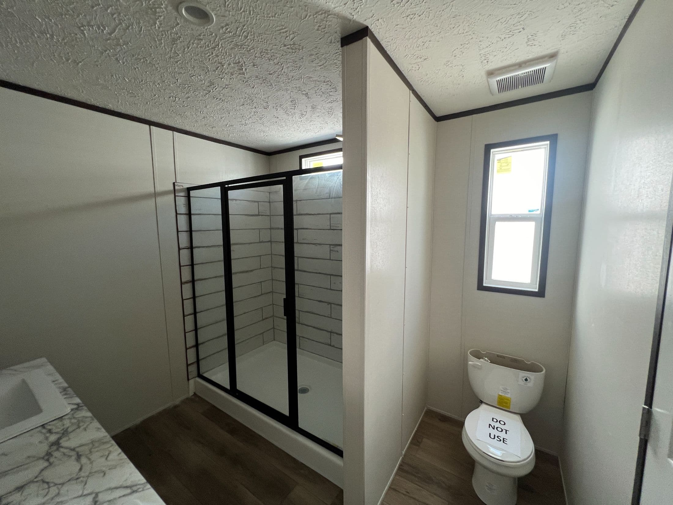 The lodge bathroom home features