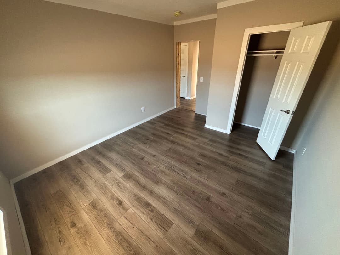 The jefferson bedroom home features