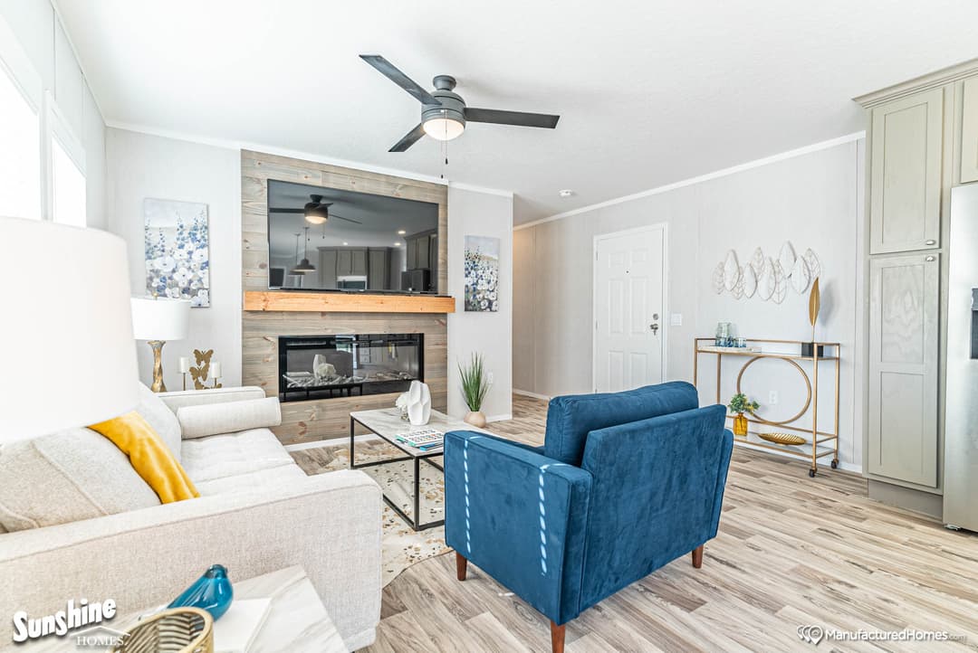 Sunshine 8004 interior home features