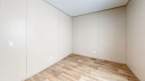 Boone bedroom home features