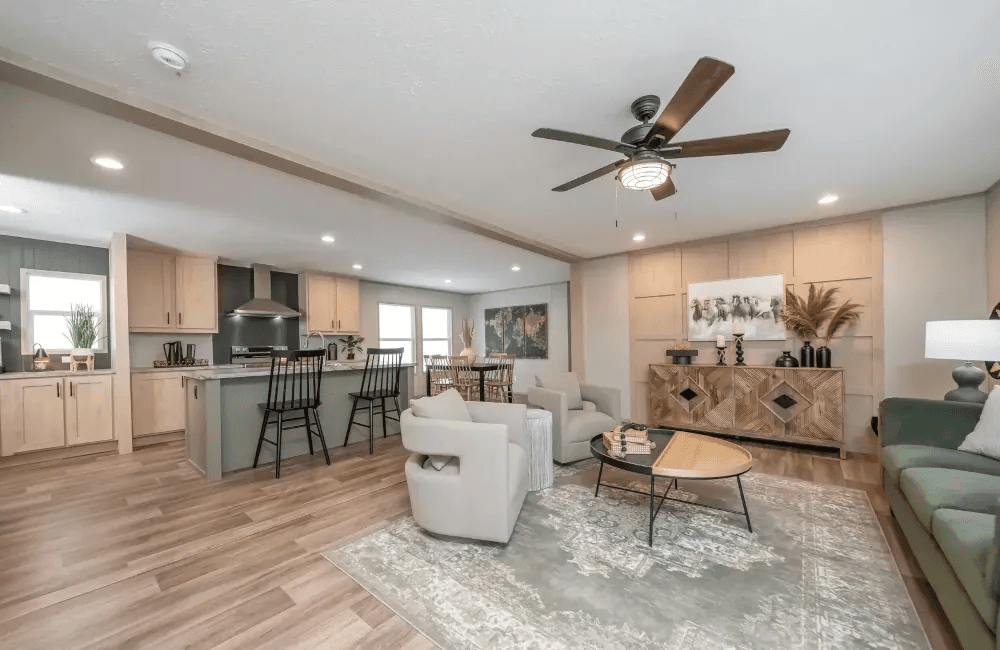 Crockett interior and hero home features