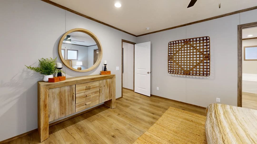 Sevier (biloxi) bedroom home features