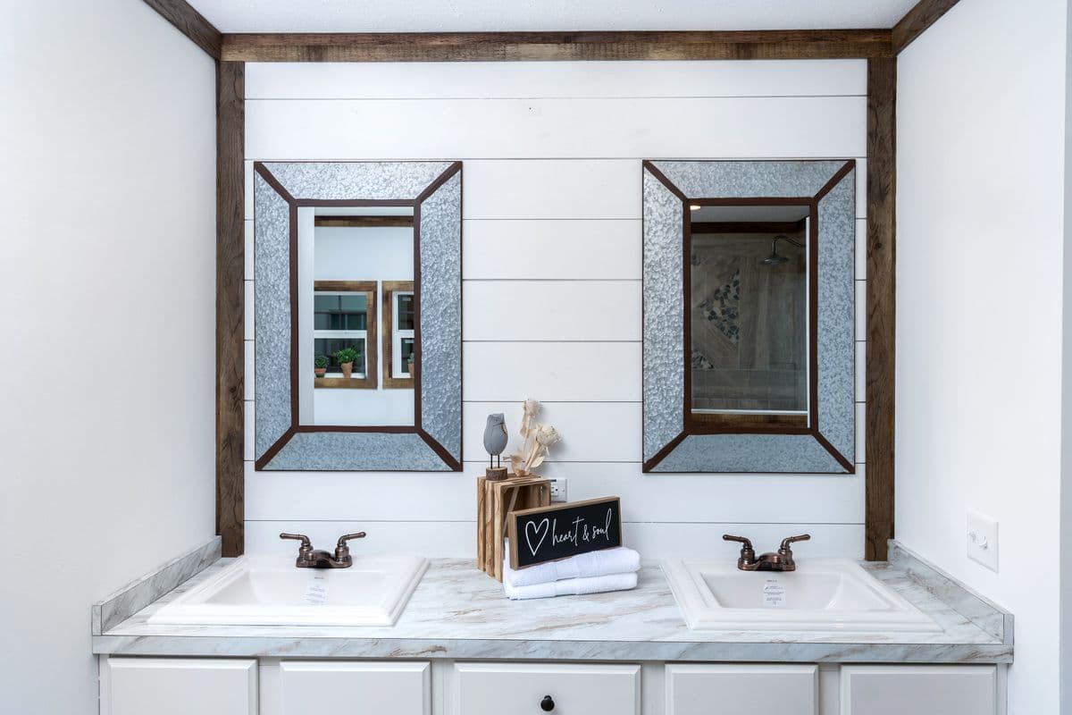 The liza jane bathroom home features