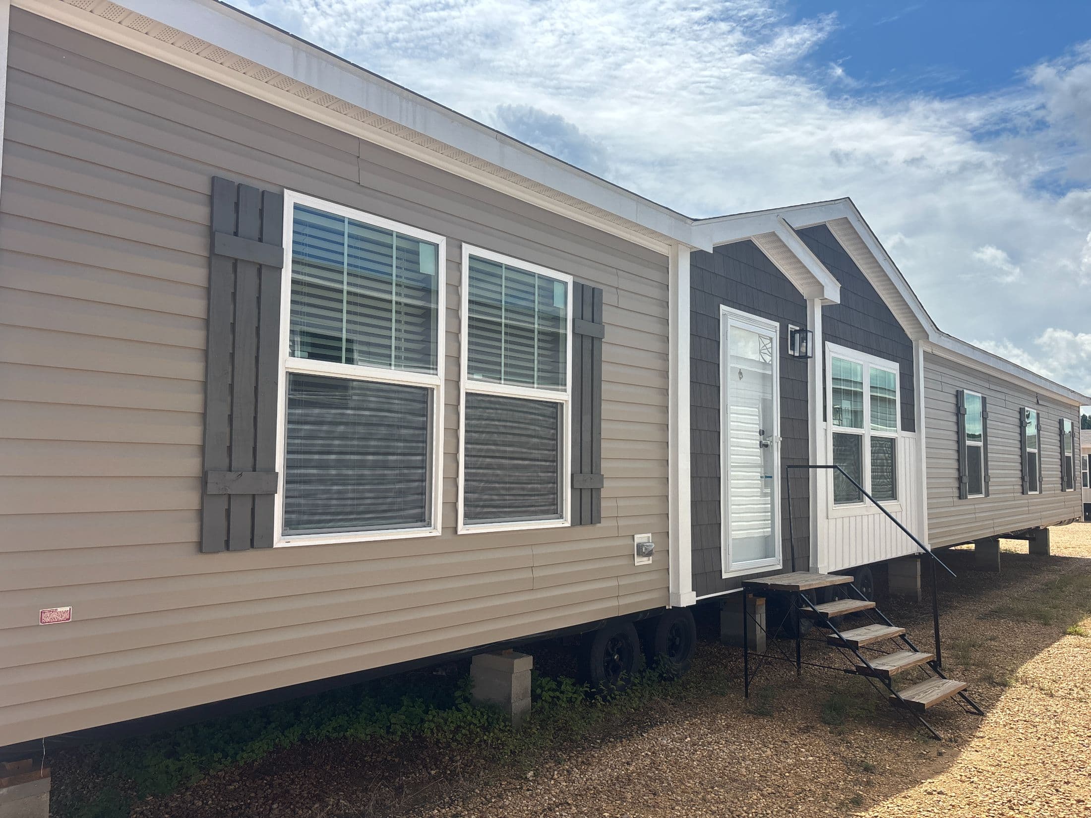 Boujee xl 2 hero, elevation, and exterior home features