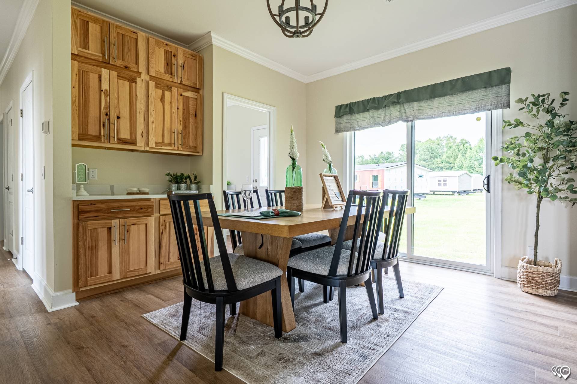 The maggie interior home features