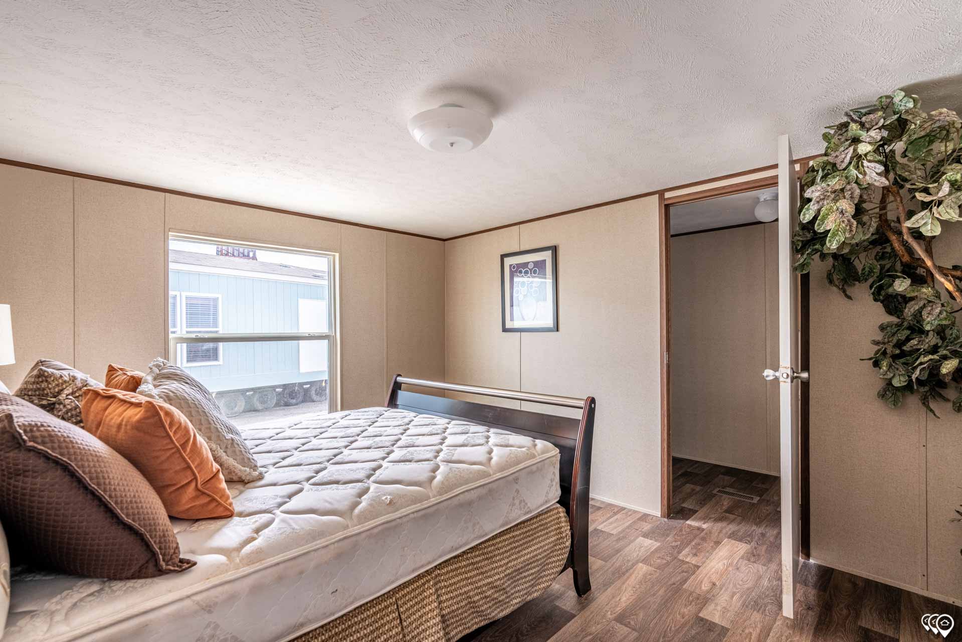 Elation bedroom home features